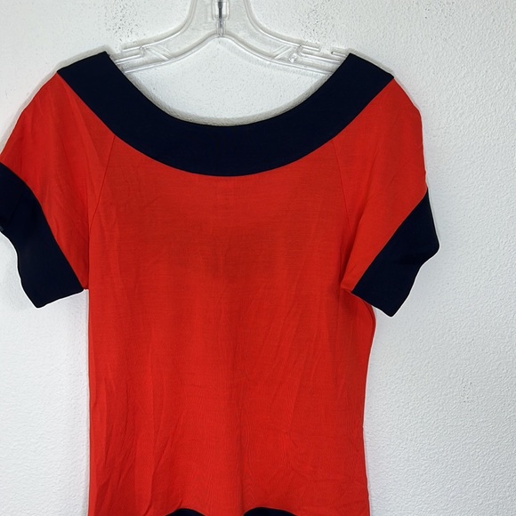 DIANE VON FURTENBERG “Coso" Orange Red& Navy Silk Pleated Dress. Size 8 - Picture 6 of 7